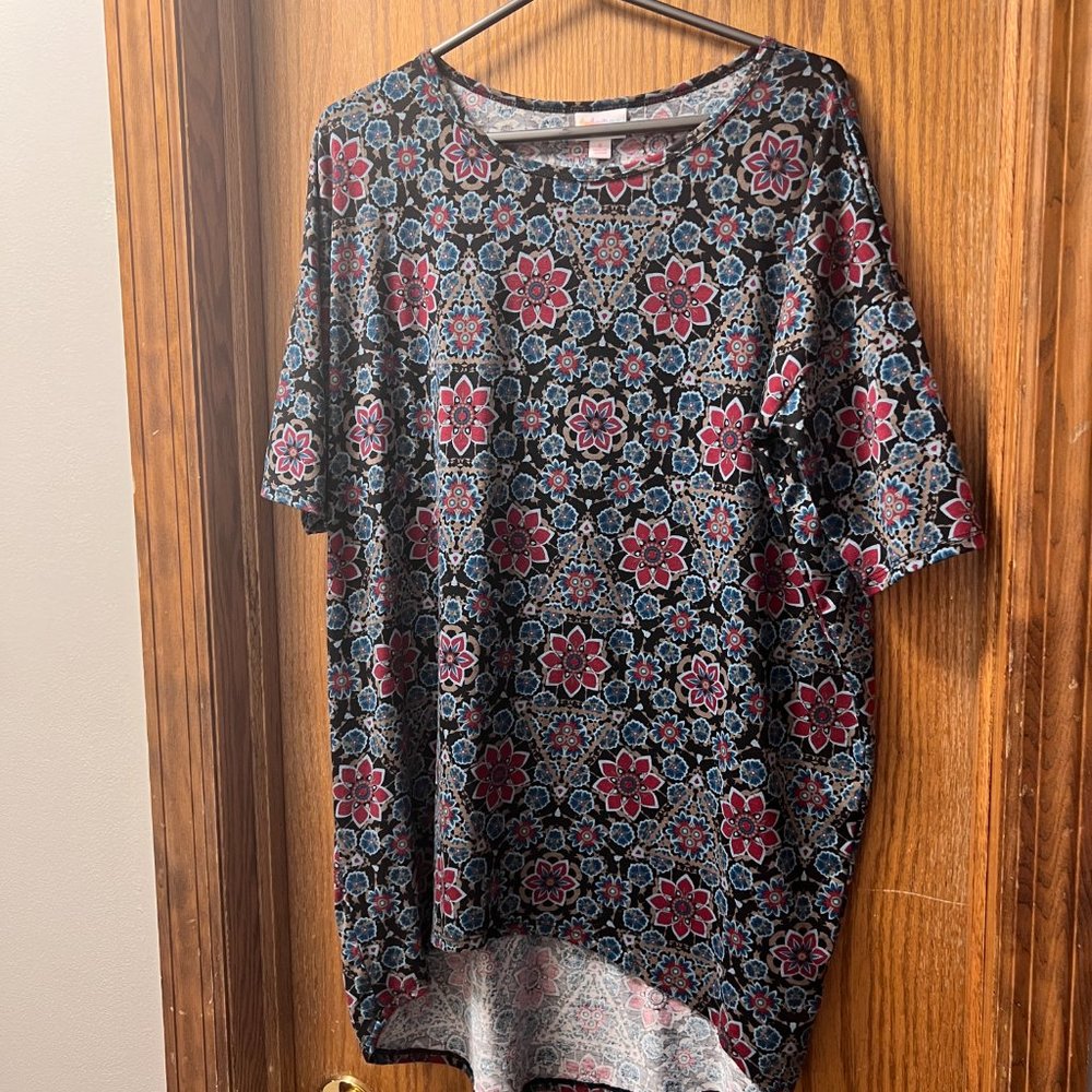 LulaRoe Irma Tunic